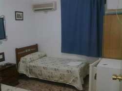 Imagen de la habitación del Pensión Los Faroles, Fuengirola. Foto 6