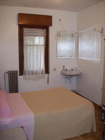 Imagen general del Pensión Los Pinos Gijón. Foto 3