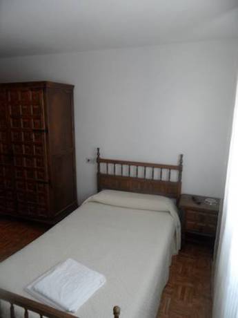 Imagen de la habitación del Pensión Los Trillizos. Foto 9