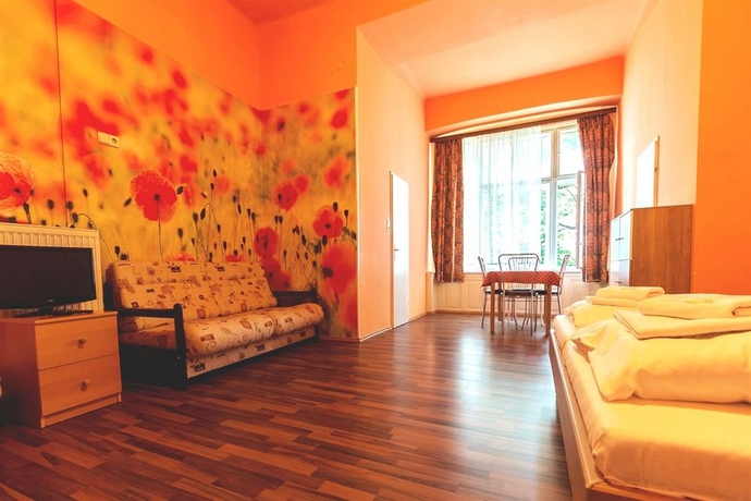 Imagen de la habitación del Pensión Madara. Foto 6