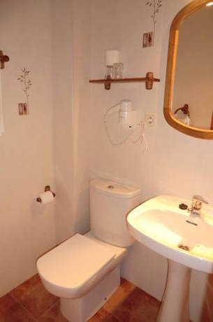 Imagen de la habitación del Pensión Malida. Foto 15