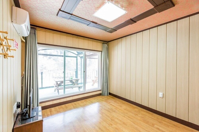 Imagen de la habitación del Pensión Mare, Gapyeong. Foto 8