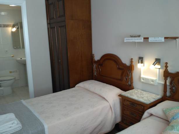 Imagen de la habitación del Pensión Mari Asun. Foto 7