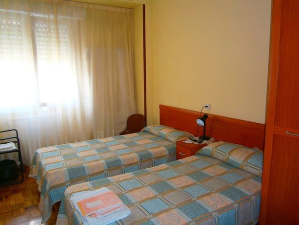 Imagen de la habitación del Pensión Mari Asun. Foto 10