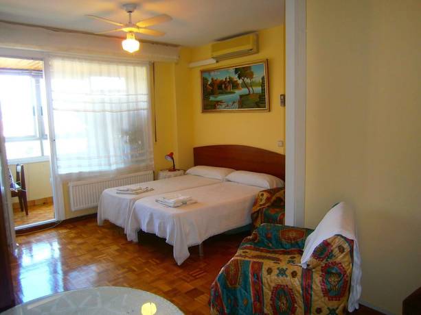 Imagen de la habitación del Pensión Mari Asun. Foto 15