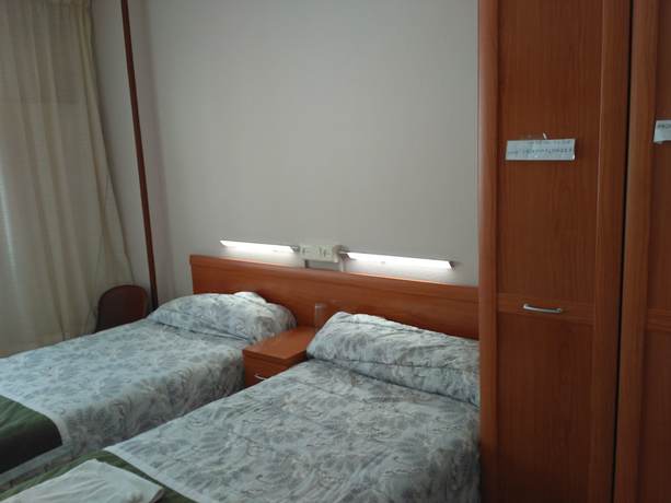 Imagen de la habitación del Pensión Mari Asun. Foto 17