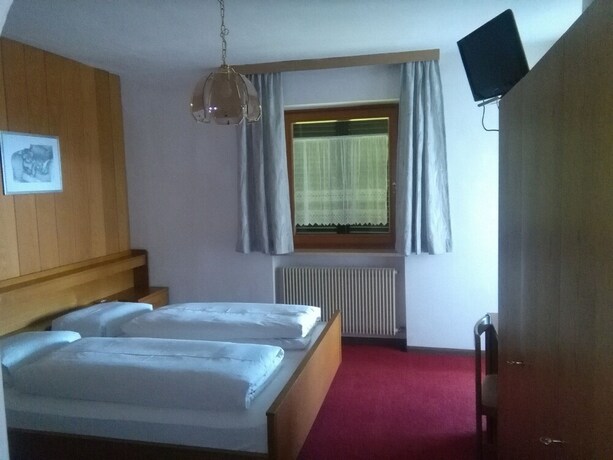 Imagen de la habitación del Pensión Marianne, Meransen - Maranza. Foto 10