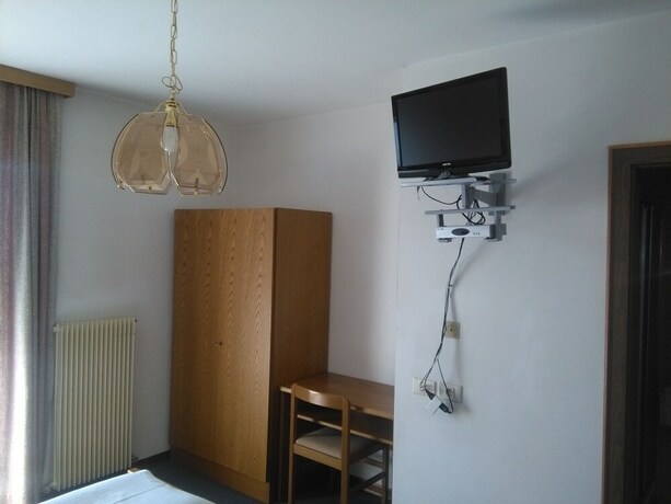 Imagen de la habitación del Pensión Marianne, Meransen - Maranza. Foto 15