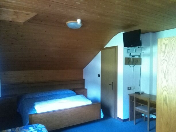 Imagen de la habitación del Pensión Marianne, Meransen - Maranza. Foto 17