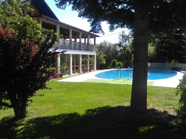 Imagen de la piscina del Pensión Marianne, Meransen - Maranza. Foto 19