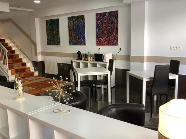 Imagen de los interiores del Pensión Miribilla. Foto 8