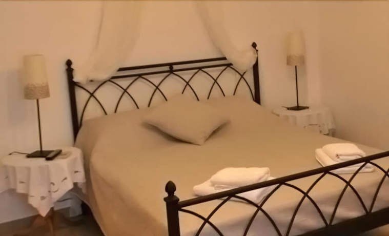 Imagen de la habitación del Pensión Moschoula. Foto 11