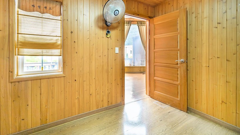 Imagen de la habitación del Pensión Muju Island. Foto 6