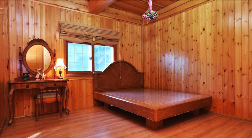 Imagen de la habitación del Pensión Muju Naos. Foto 3