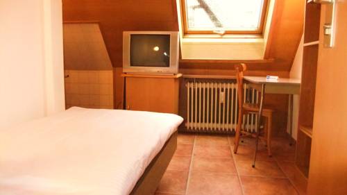 Imagen de la habitación del Pensión My, Leinfelden-Echterdingen. Foto 15