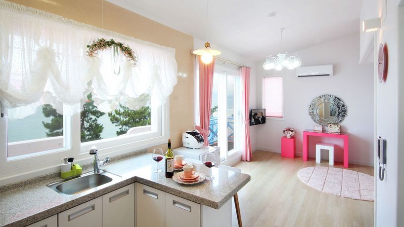 Imagen de la habitación del Pensión Namhae Blue and White. Foto 16