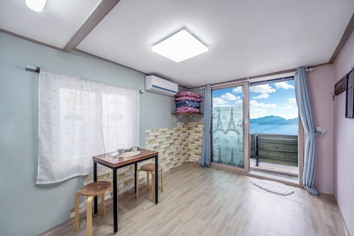 Imagen de la habitación del Pensión Namhae Dalddenuenbada. Foto 19
