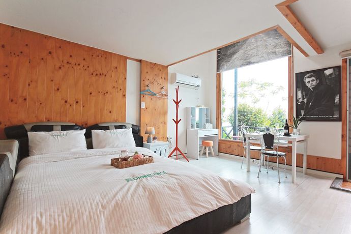 Imagen de la habitación del Pensión Namhae Lumiere. Foto 5