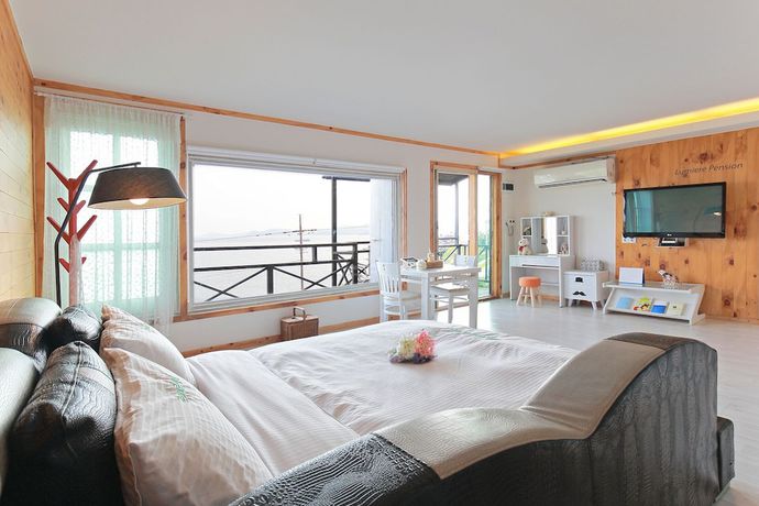 Imagen de la habitación del Pensión Namhae Lumiere. Foto 12