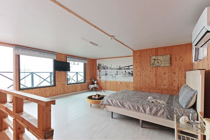 Imagen de la habitación del Pensión Namhae Lumiere. Foto 19