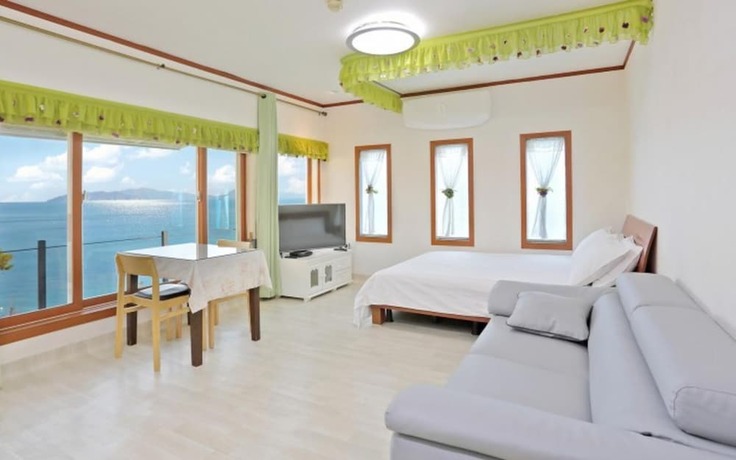 Imagen general del Pensión Namhae Silver Sea Pension. Foto 11