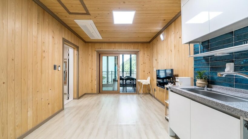 Imagen de la habitación del Pensión Namhae Yanghwa Seaside. Foto 20