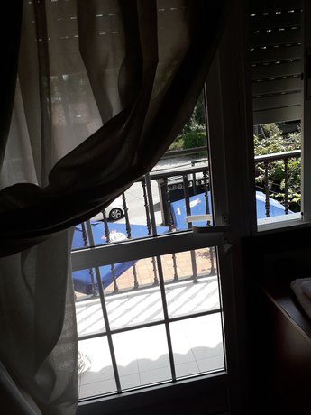 Imagen de la habitación del Pensión Nigr&aacute;n. Foto 6