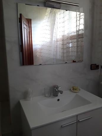 Imagen de la habitación del Pensión Nigr&aacute;n. Foto 20