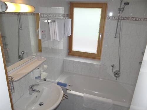 Imagen de la habitación del Pensión Noella. Foto 8