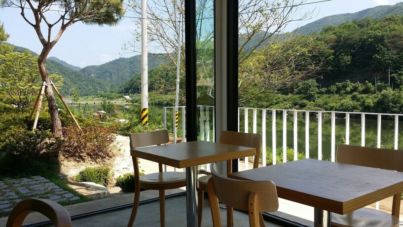 Imagen de la habitación del Pensión Noilriver. Foto 17