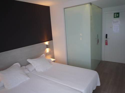 Imagen de la habitación del Pensión Ondarra. Foto 15