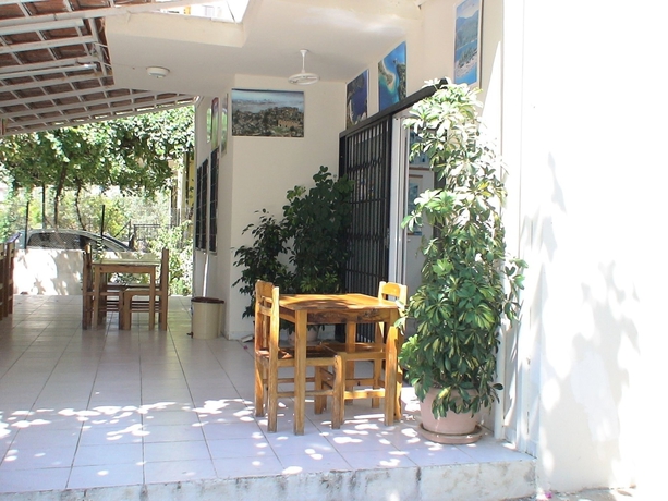 Imagen del bar/restaurante del Pensión Onur Pension. Foto 5