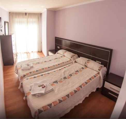 Imagen de la habitación del Pensión Orois. Foto 8