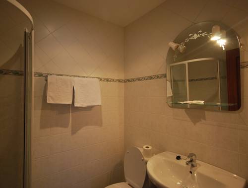 Imagen de la habitación del Pensión Paseo Real. Foto 5