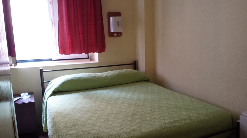 Imagen de la habitación del Pensión Pensão Residencial Flor Dos Cavaleiros. Foto 8