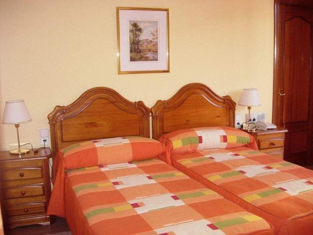 Imagen de la habitación del Pensión Pensió La Creu. Foto 8