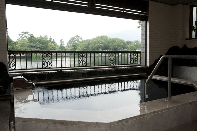 Imagen de la piscina del Pensión Pension Kinrinko Toyonokuni. Foto 33