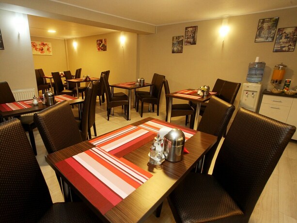 Imagen de los interiores del Pensión Pension Mora Cluj Napoca. Foto 30