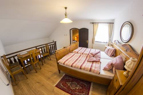 Imagen de la habitación del Pensión Pension Regina, Centro Hist&oacute;rico Česk&yacute; Krumlov. Foto 4