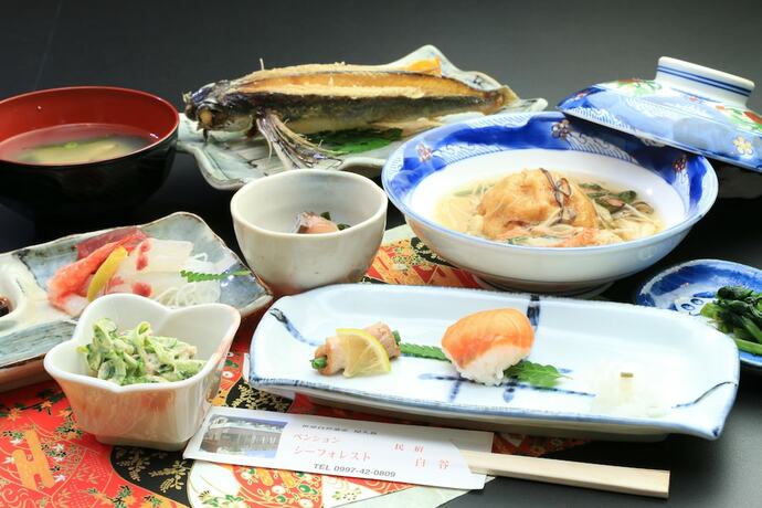 Imagen del bar/restaurante del Pensión Pension Sea Forest. Foto 12