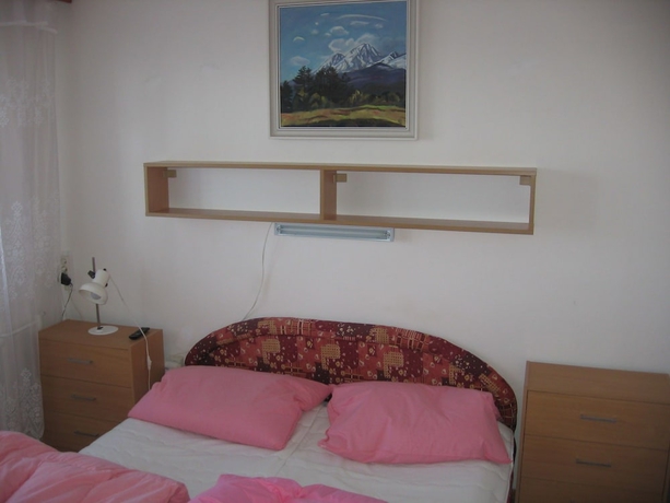 Imagen de la habitación del Pensión Penzi&oacute;n Z&aacute;vada. Foto 8