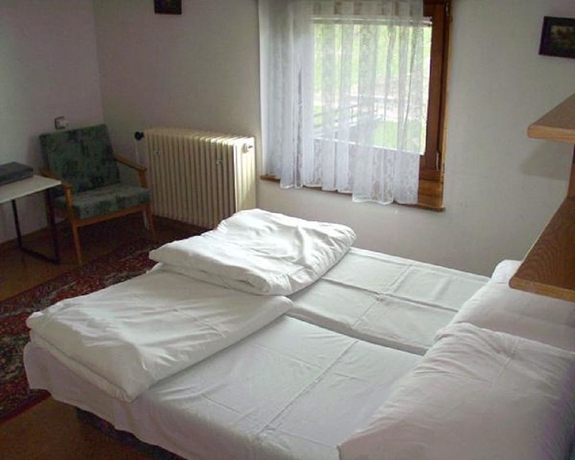 Imagen de la habitación del Pensión Penzi&oacute;n Z&aacute;vada. Foto 10