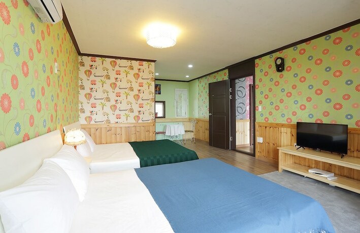 Imagen general del Pensión Petit Maison. Foto 10