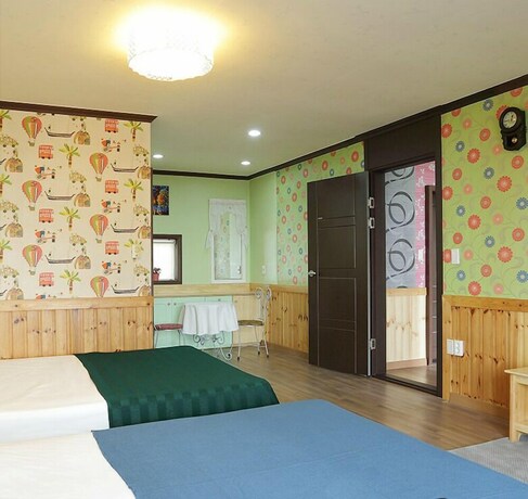 Imagen de la habitación del Pensión Petit Maison. Foto 30