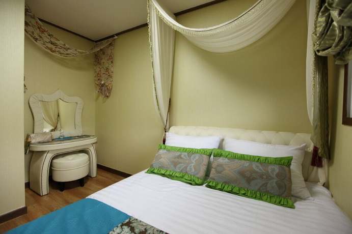 Imagen de la habitación del Pensión Platy. Foto 13