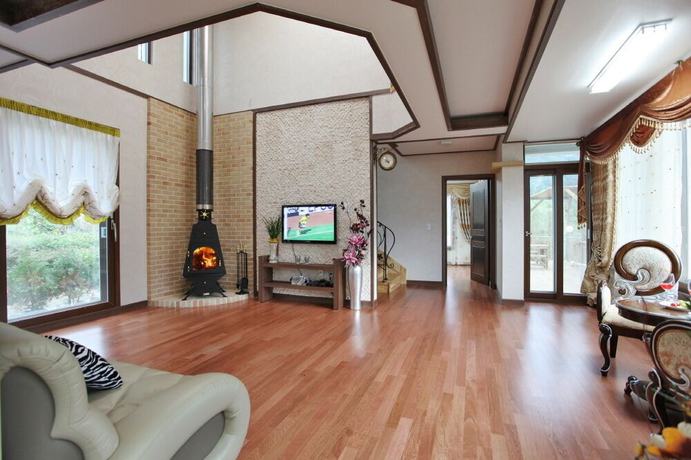 Imagen de la habitación del Pensión Platy. Foto 16