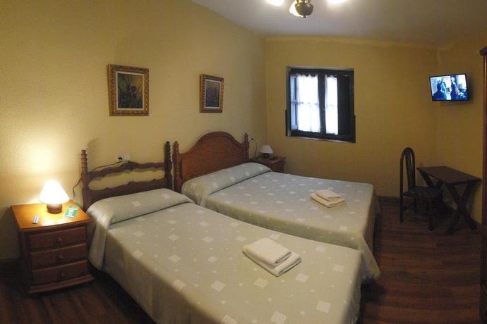 Imagen de la habitación del Pensión Plaza del Ayuntamiento. Foto 7
