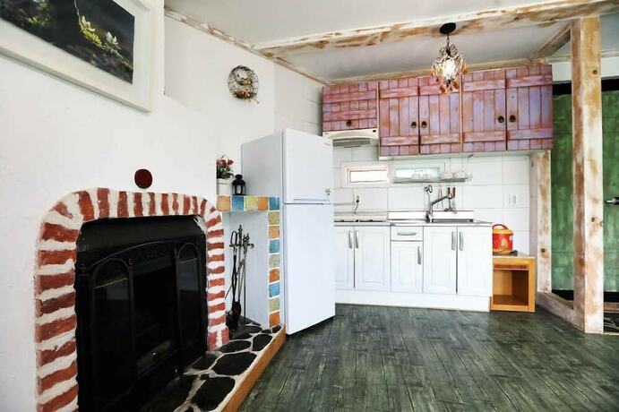 Imagen general del Pensión Pocheon Saebyeokjong. Foto 1