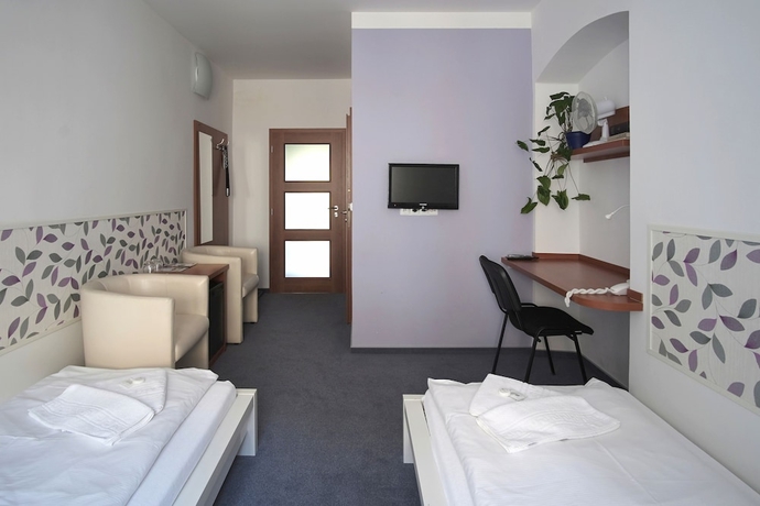 Imagen de la habitación del Pensión Pod Věž&iacute;, Kol&iacute;n. Foto 2