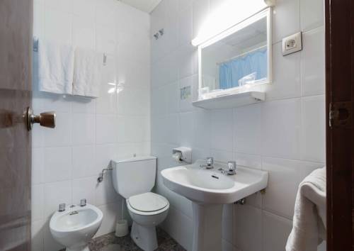 Imagen de la habitación del Pensión Puerto Rico, Murcia. Foto 6